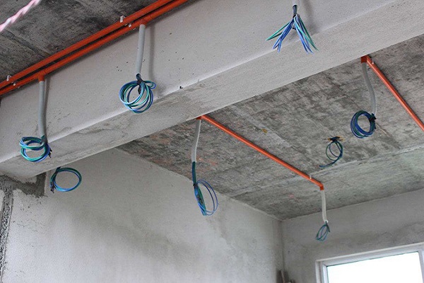 武汉：电视出现显示故障代码怎么办？啄木鸟给您完美解决方案